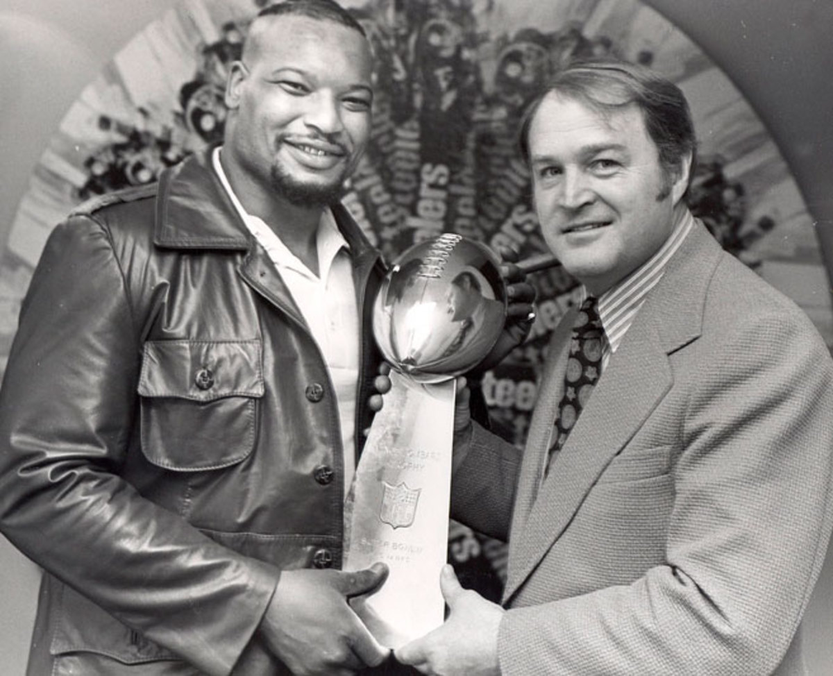 ernie-holmes-chuck-noll-ap-0175.jpg